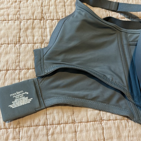 Modern Movement Bra - Picture 4 of 5